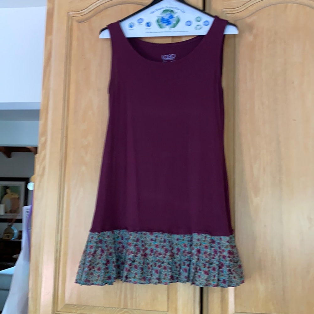 Logo flowy tunic top
